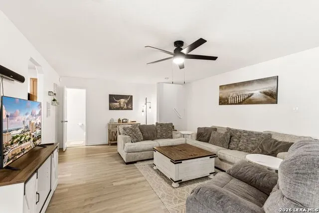 9235 Silver Vis San Antonio, TX 78254