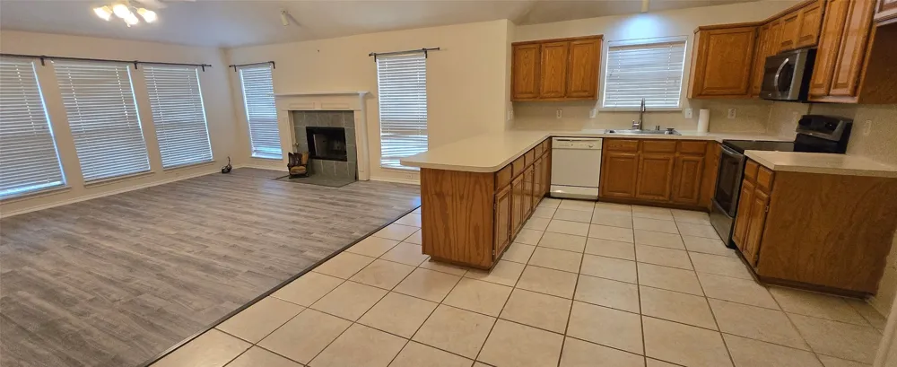 2205 Chapman Drive Carrollton, TX 75010