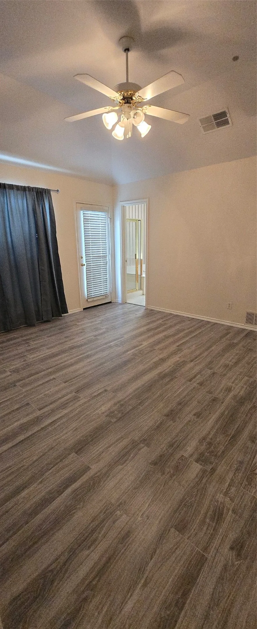 2205 Chapman Drive Carrollton, TX 75010