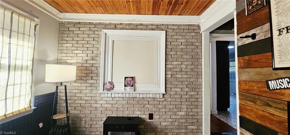 3606 Innwood Street High Point, NC 27265