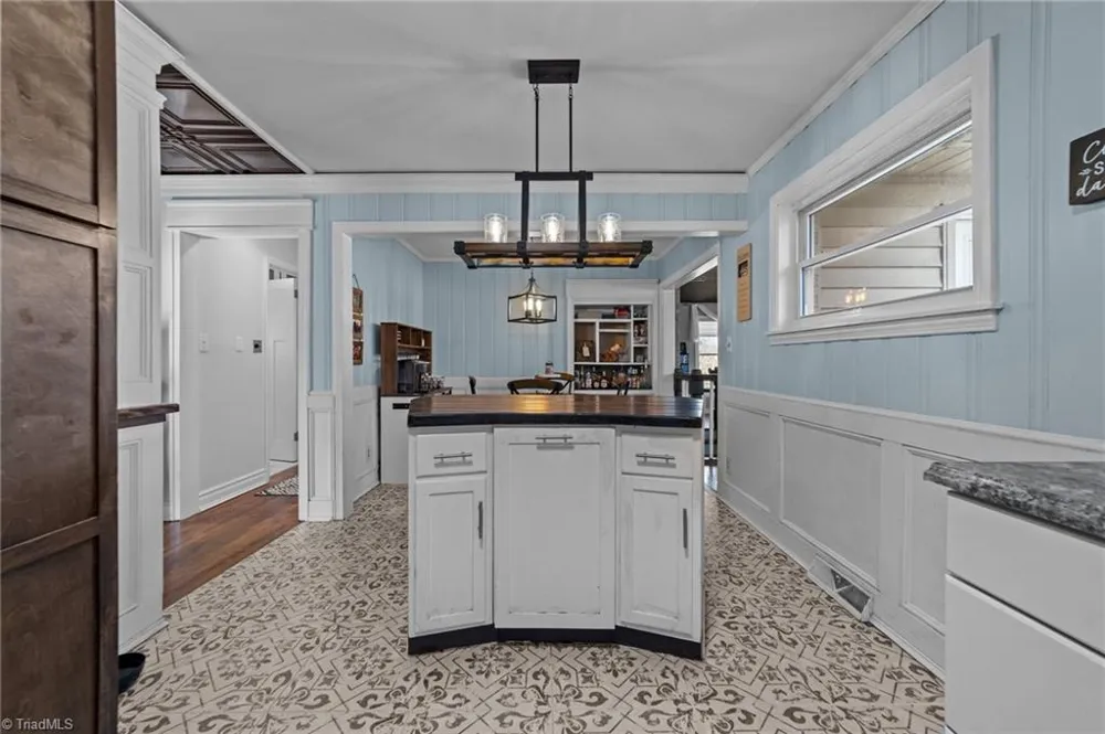 3606 Innwood Street High Point, NC 27265