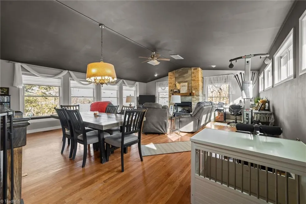 3606 Innwood Street High Point, NC 27265