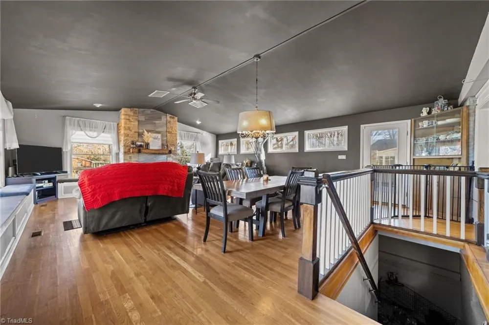 3606 Innwood Street High Point, NC 27265