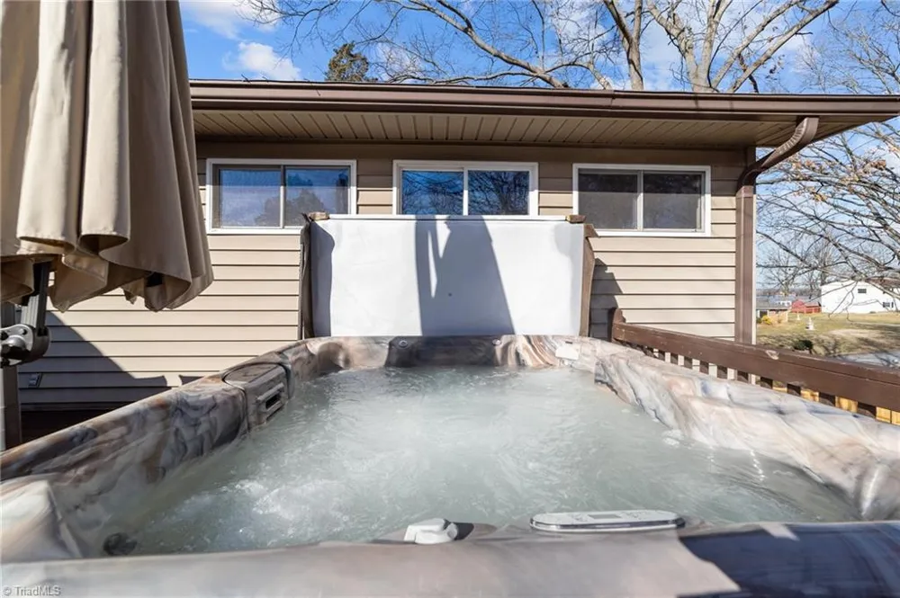 3606 Innwood Street High Point, NC 27265