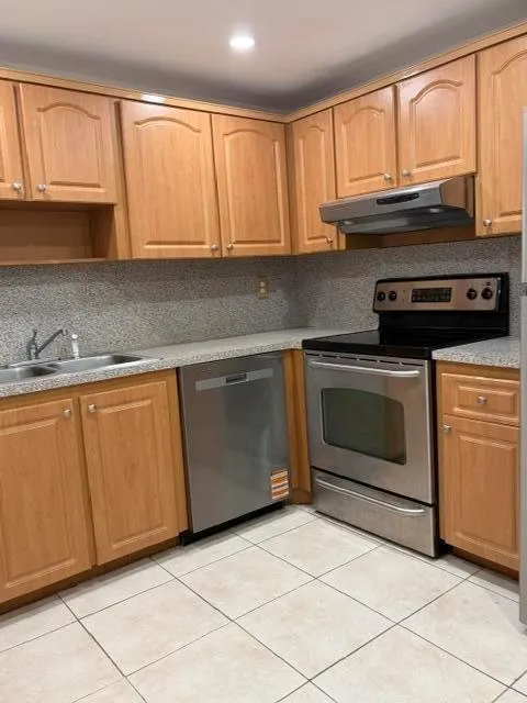 250 NE 181st Drive #406 Sunny Isles Beach, FL 33160
