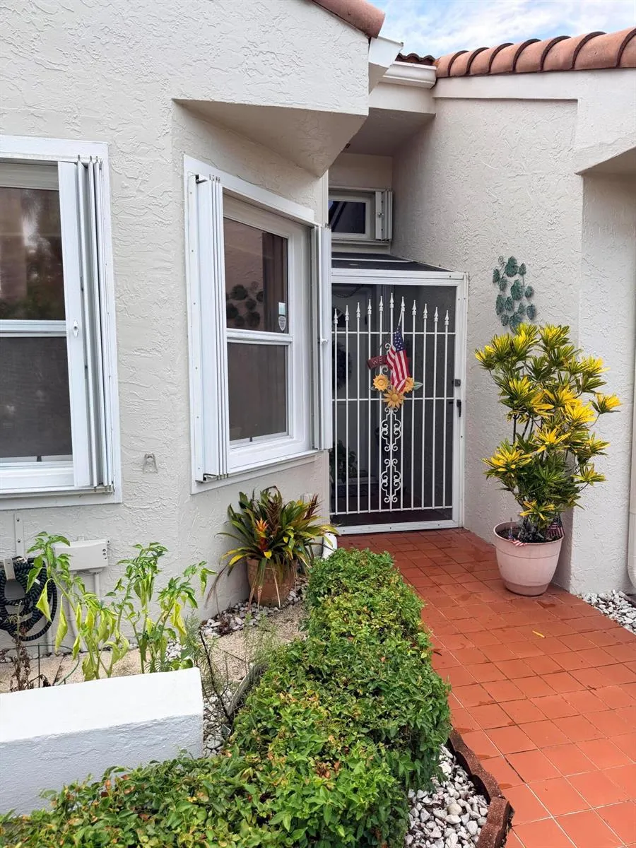 11132 S 180th Court S Boca Raton, FL 33498