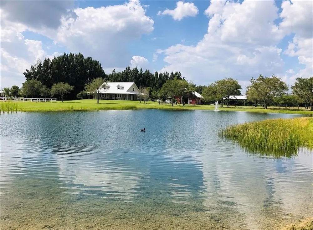 7267 61ST STREET Vero Beach, FL 32967