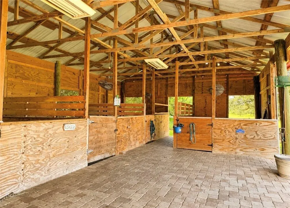 7267 61ST STREET Vero Beach, FL 32967