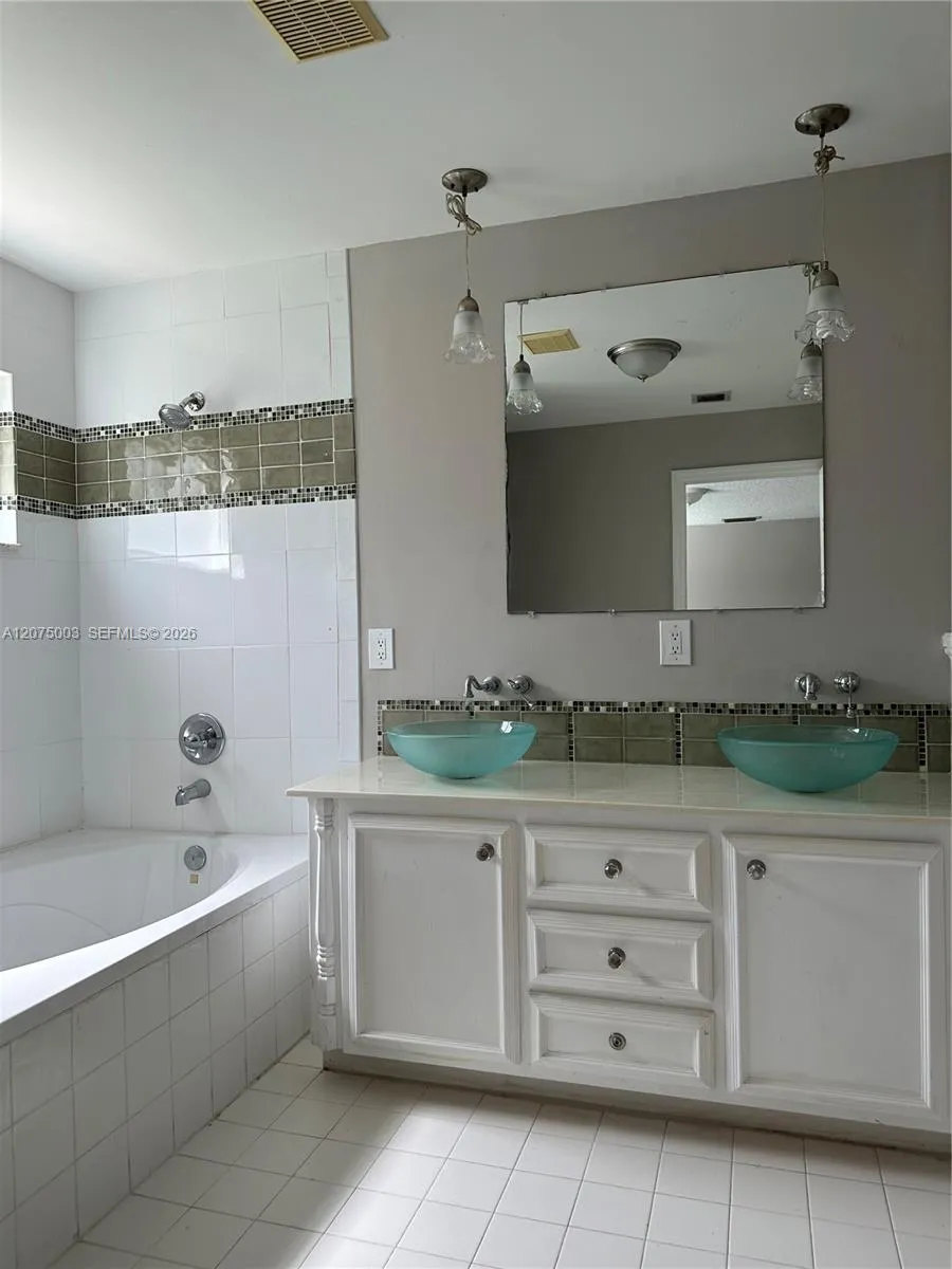 2403 SW 106th Ave Miramar, FL 33025