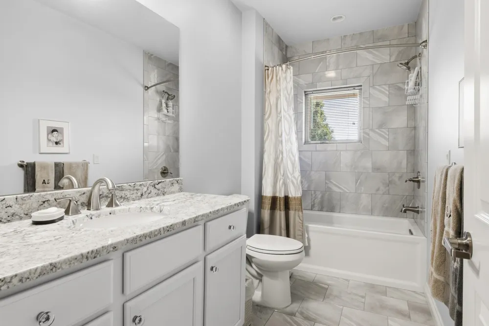 2536 W Crown Drive Garfield Charter Township, MI 49685