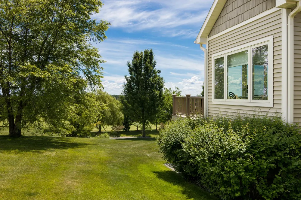 2536 W Crown Drive Garfield Charter Township, MI 49685