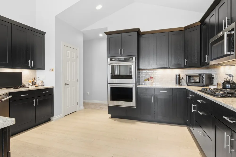 2536 W Crown Drive Garfield Charter Township, MI 49685