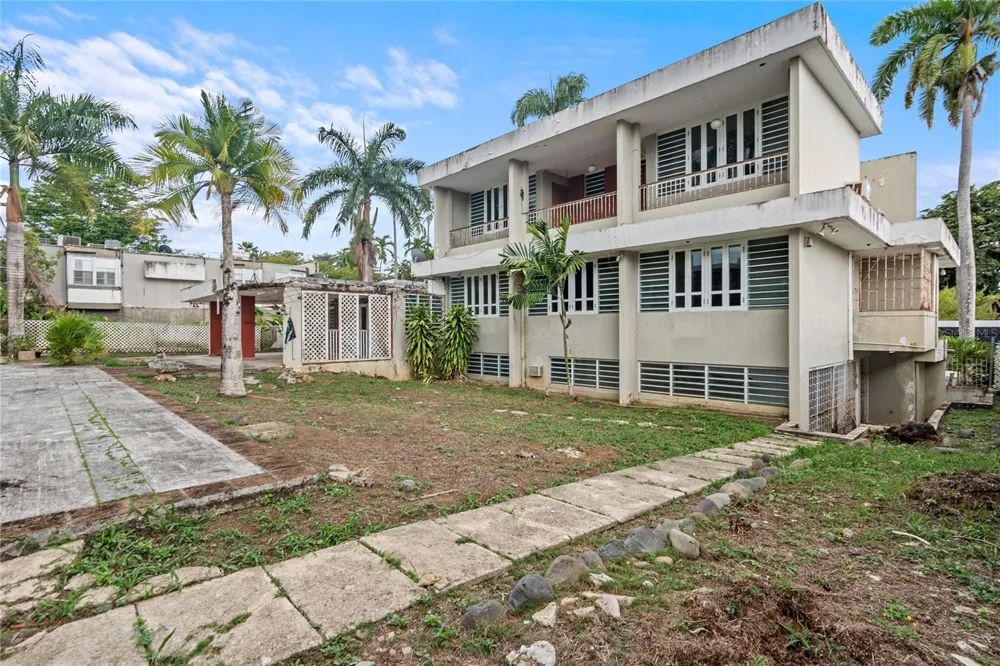Urbanizacion San Francisc CALLE LILAS #1713 San Juan, PR 00927