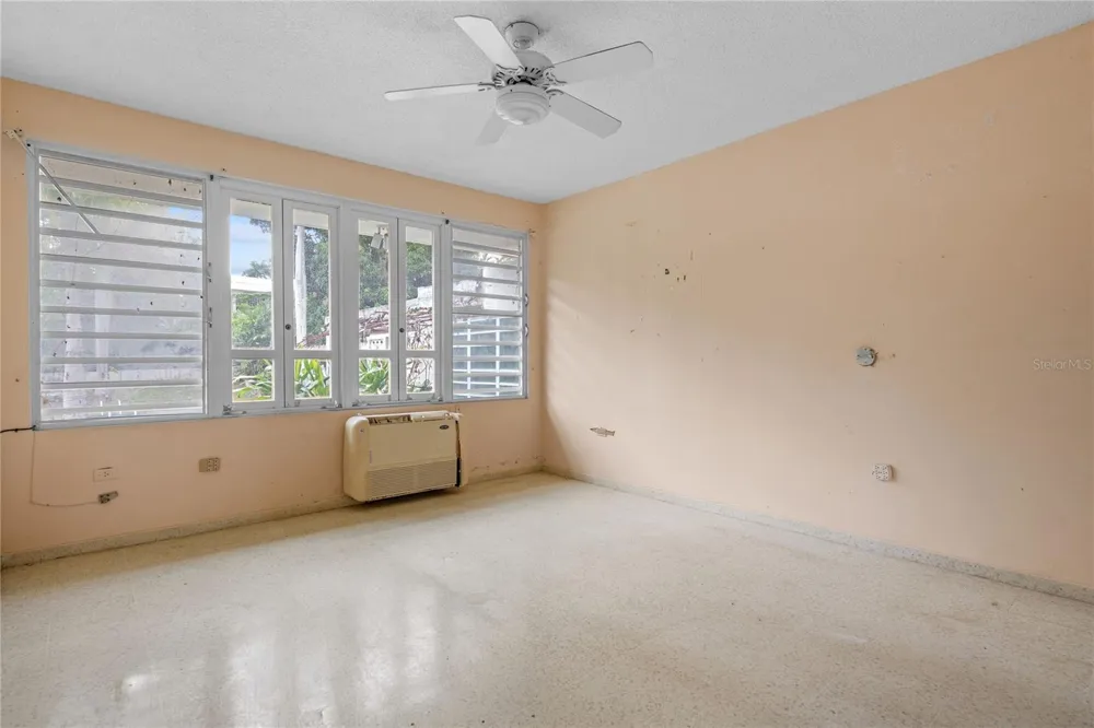 Urbanizacion San Francisc CALLE LILAS #1713 San Juan, PR 00927