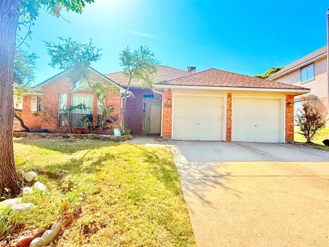 4512 Queenswood Drive