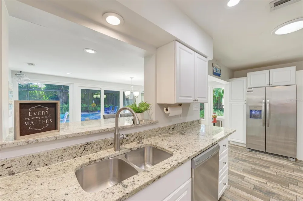 1214 21ST STREET W Bradenton, FL 34205
