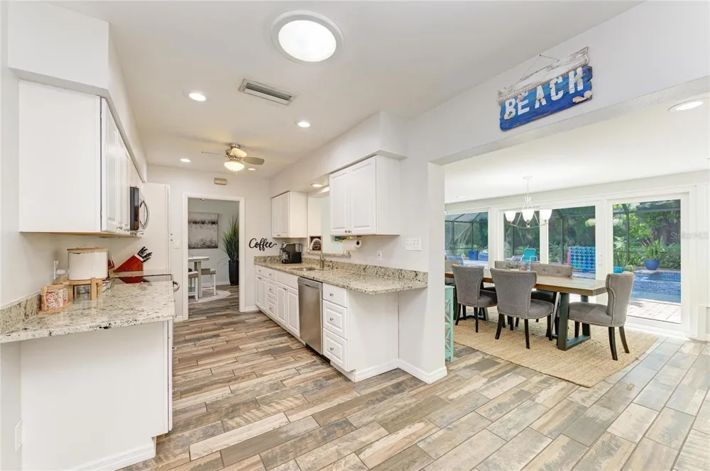 1214 21ST STREET W Bradenton, FL 34205