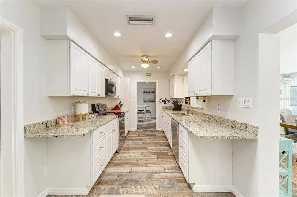 1214 21ST STREET W Bradenton, FL 34205