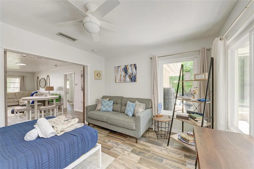 1214 21ST STREET W Bradenton, FL 34205