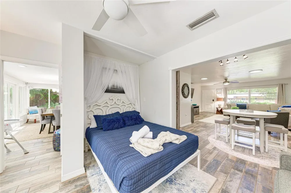 1214 21ST STREET W Bradenton, FL 34205