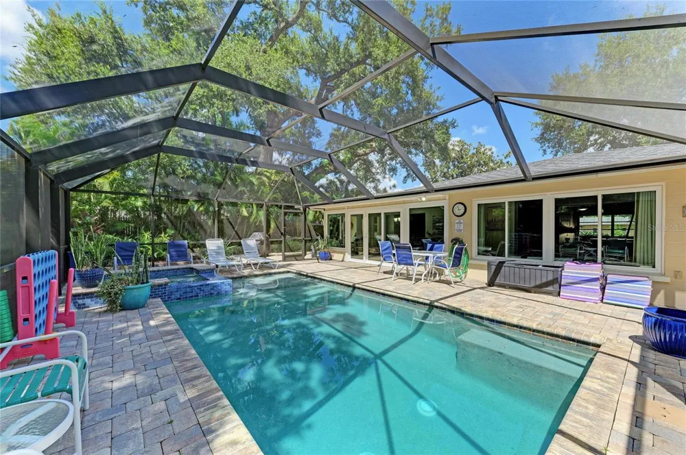 1214 21ST STREET W Bradenton, FL 34205