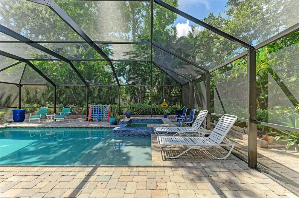 1214 21ST STREET W Bradenton, FL 34205