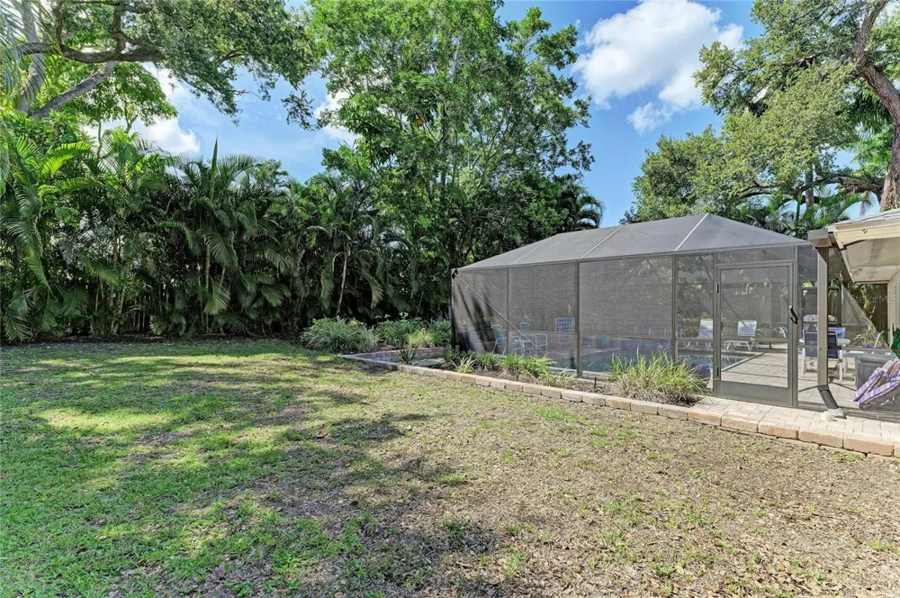 1214 21ST STREET W Bradenton, FL 34205