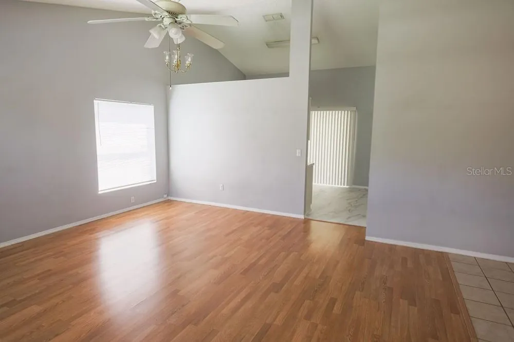 1098 SUGARBERRY TRAIL Oviedo, FL 32765