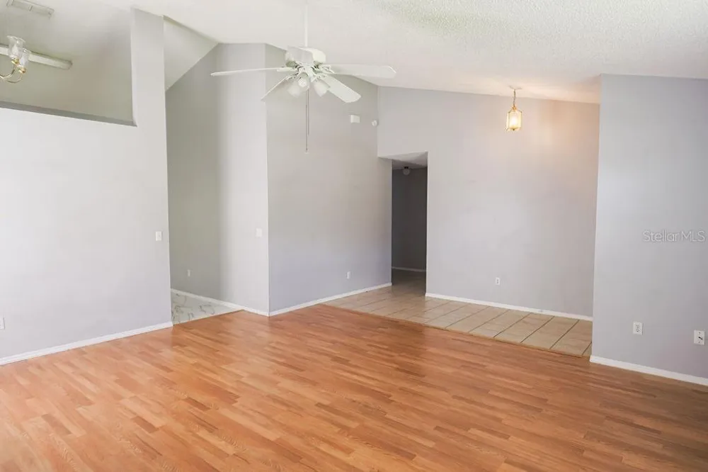 1098 SUGARBERRY TRAIL Oviedo, FL 32765