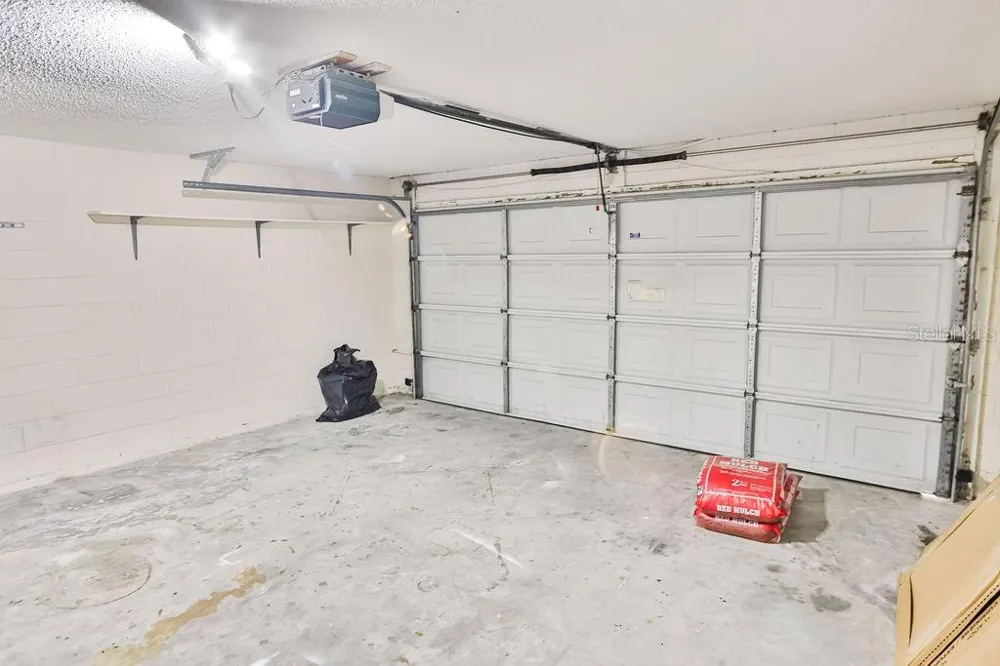 1098 SUGARBERRY TRAIL Oviedo, FL 32765