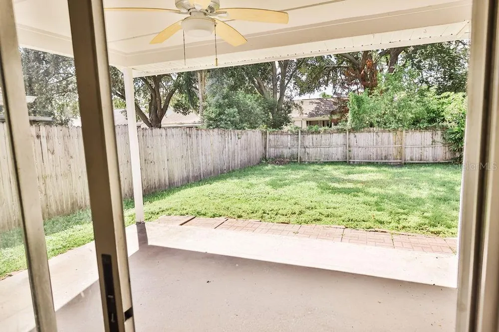 1098 SUGARBERRY TRAIL Oviedo, FL 32765