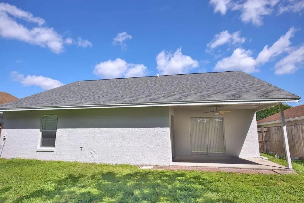 1098 SUGARBERRY TRAIL Oviedo, FL 32765