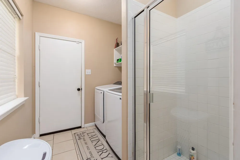 18339 Steele Point Drive Crosby, TX 77532