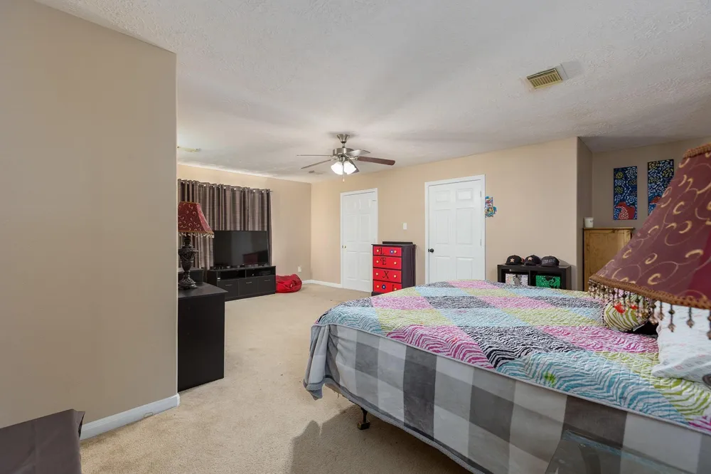 18339 Steele Point Drive Crosby, TX 77532