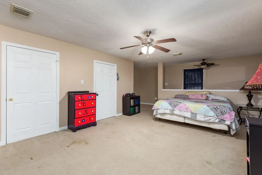 18339 Steele Point Drive Crosby, TX 77532