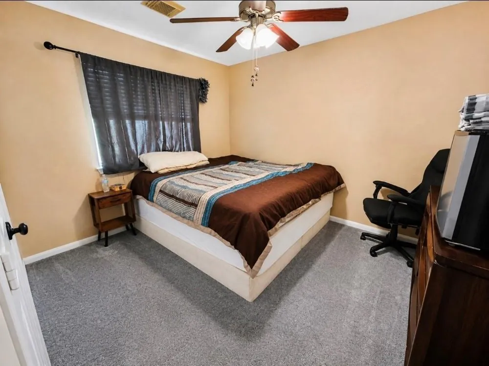 18339 Steele Point Drive Crosby, TX 77532