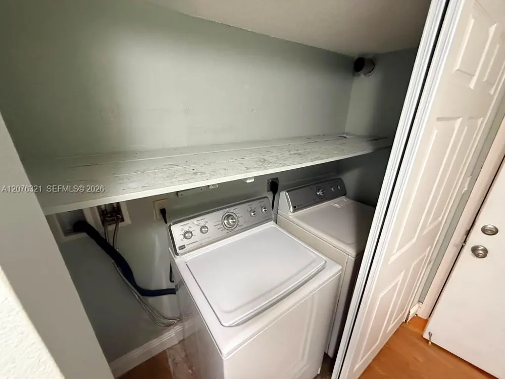 6950 W 6th Ave #225 Hialeah, FL 33014