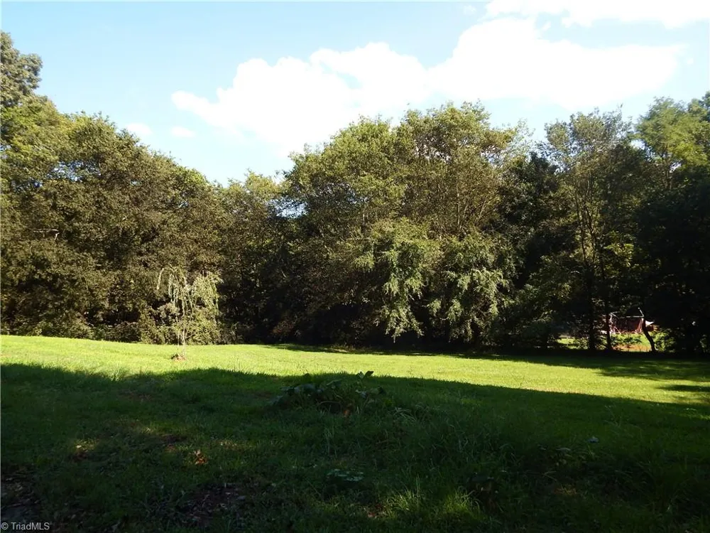 4466 US Highway 158 Advance, NC 27006
