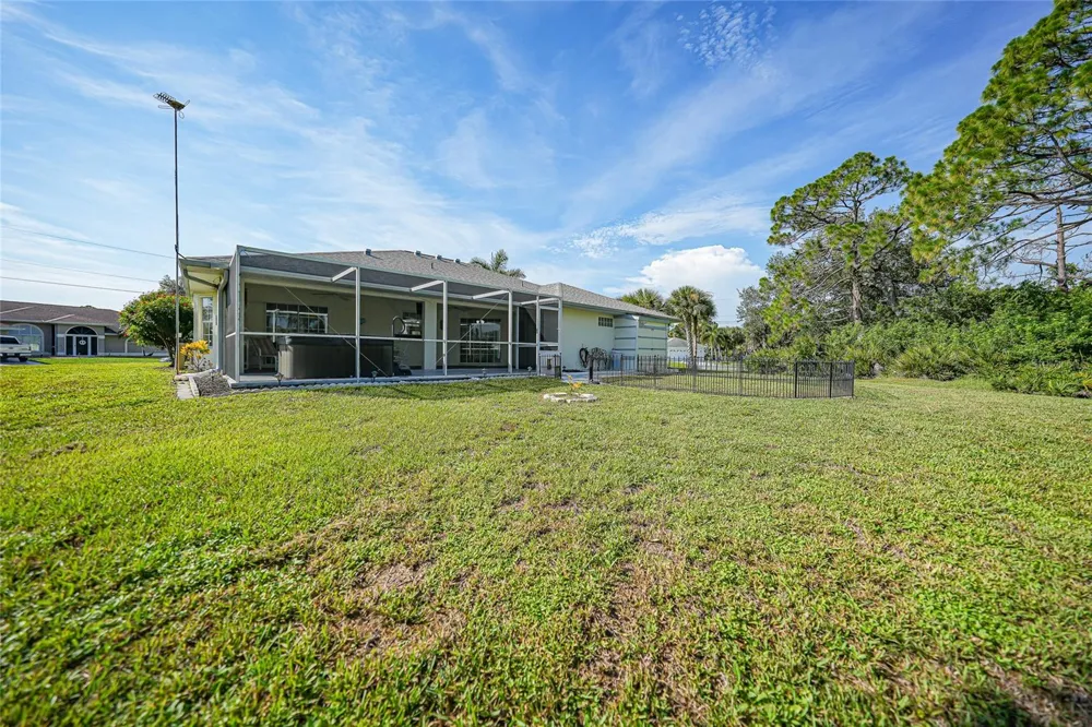 1087 GENERAL STREET Port Charlotte, FL 33953