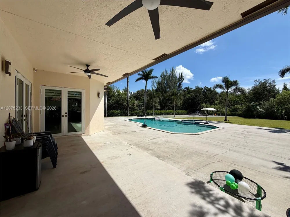 5600 SW 199th Ave Pembroke Pines, FL 33332