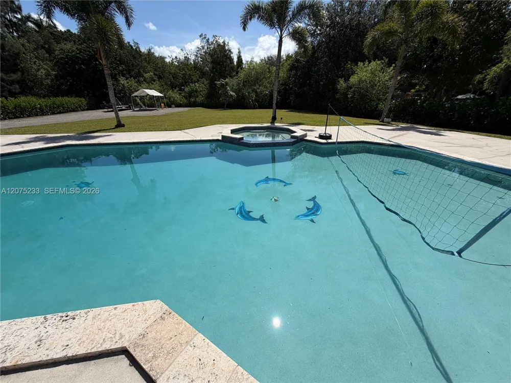 5600 SW 199th Ave Pembroke Pines, FL 33332