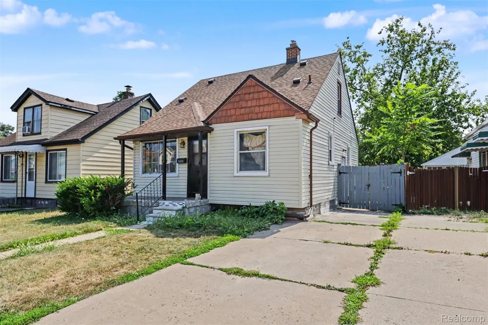 1423 Cicotte Avenue Lincoln Park City, MI 48146