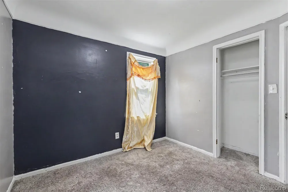 1423 Cicotte Avenue Lincoln Park City, MI 48146