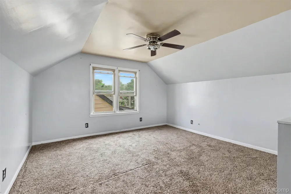 1423 Cicotte Avenue Lincoln Park City, MI 48146