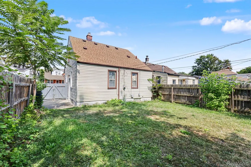 1423 Cicotte Avenue Lincoln Park City, MI 48146