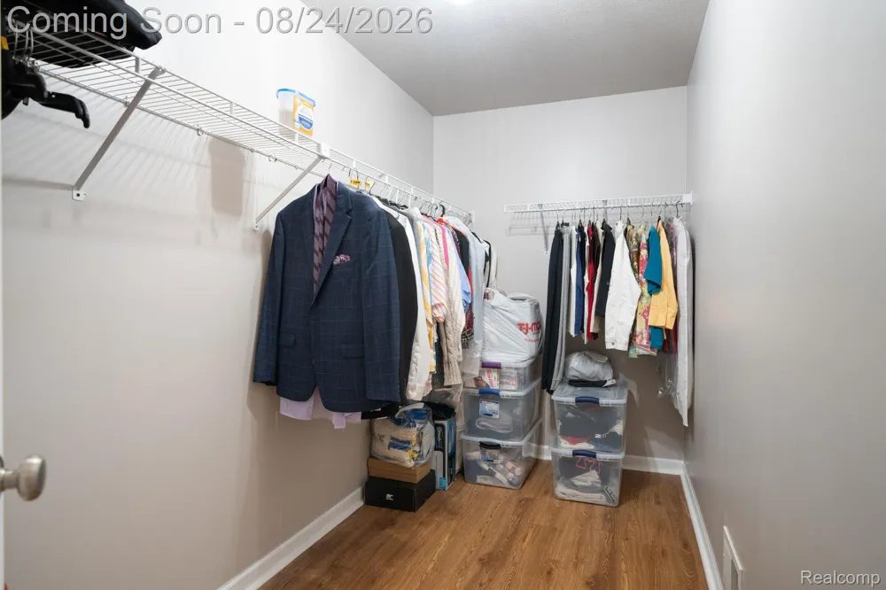 17372 Windflower Drive Southfield City, MI 48076