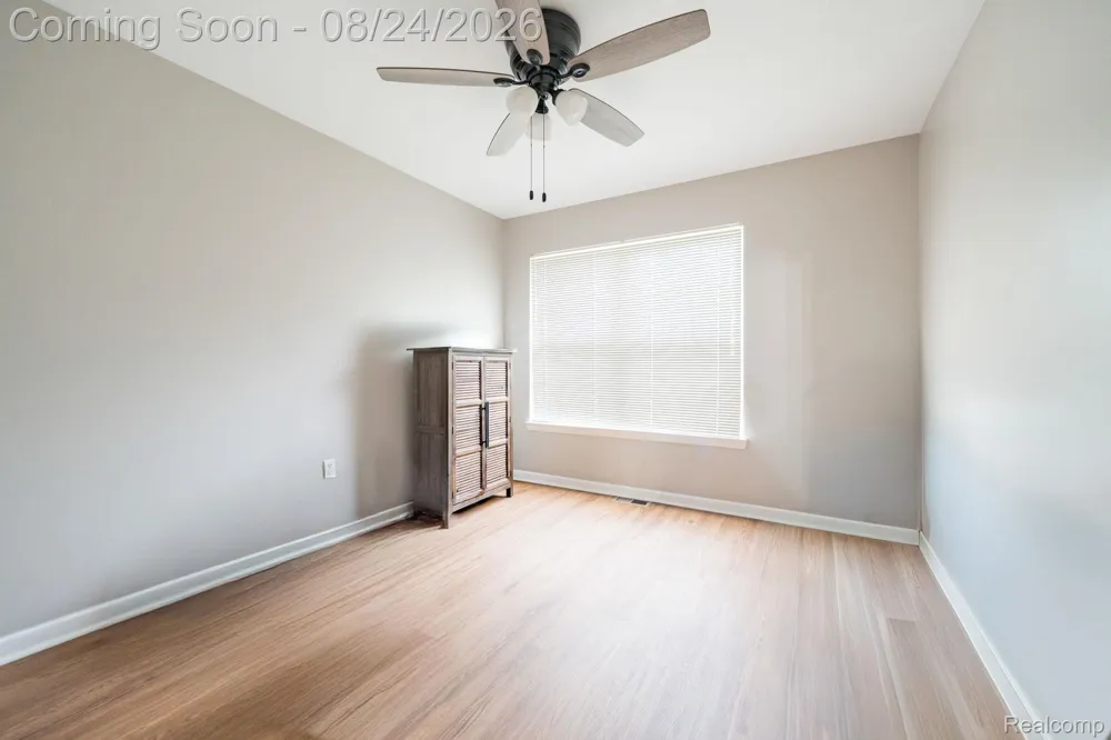 17372 Windflower Drive Southfield City, MI 48076