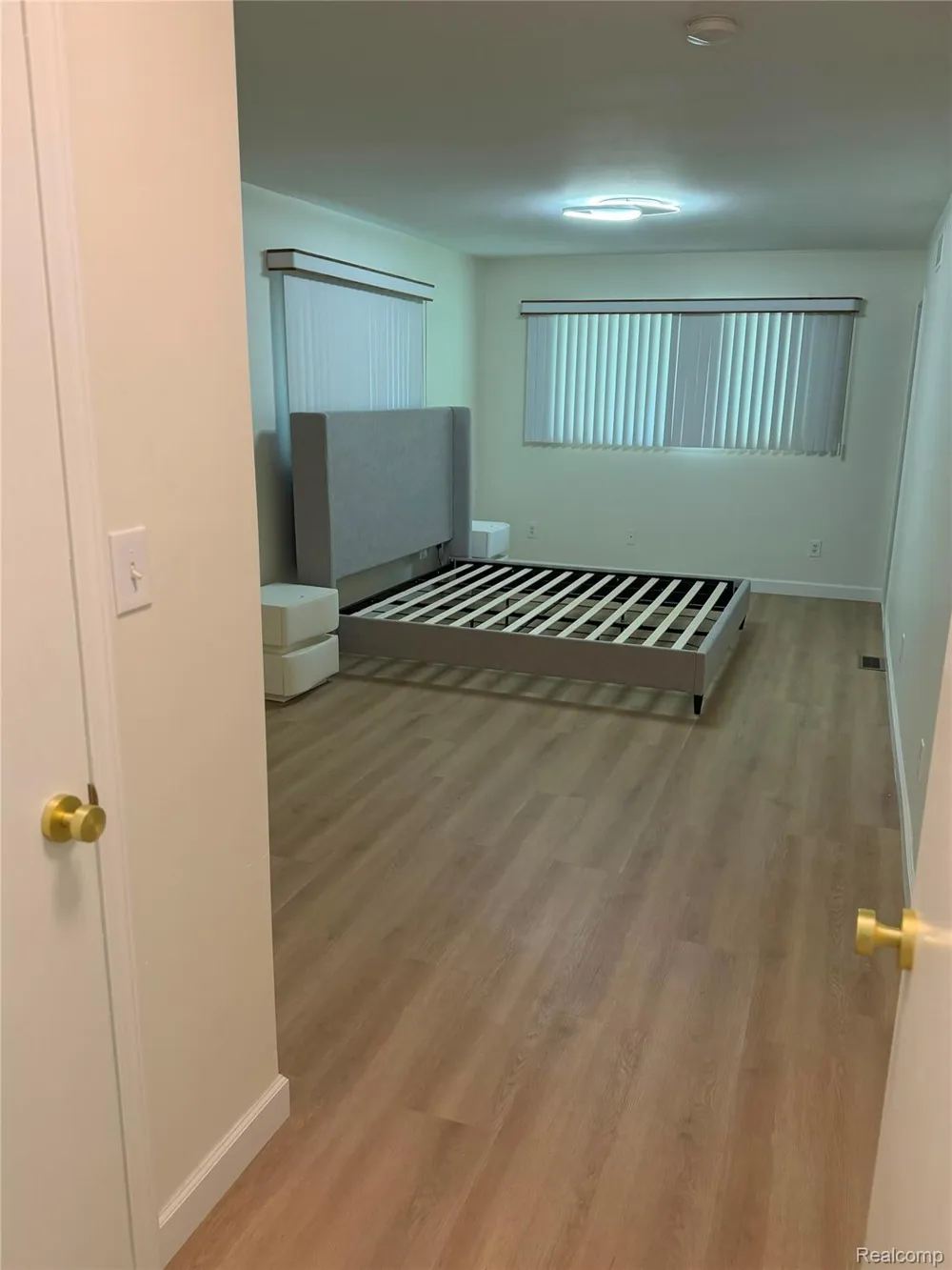 14682 Yale Street Livonia City, MI 48154