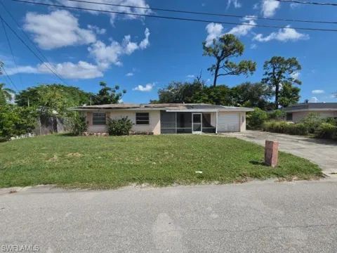 1637 Merrimack Court