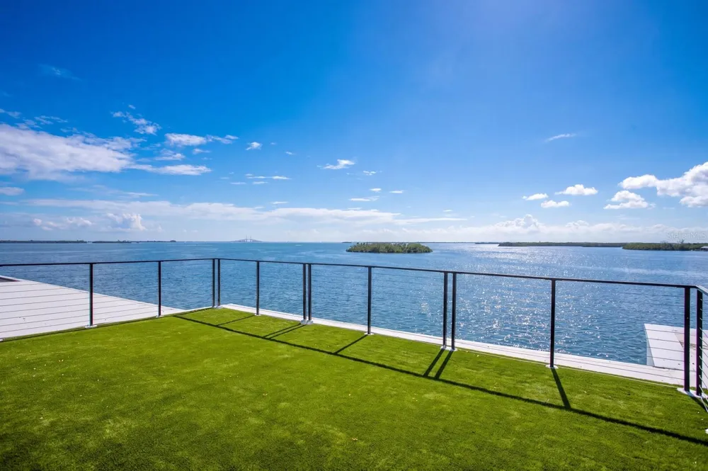 114 SANDS POINT DRIVE Tierra Verde, FL 33715